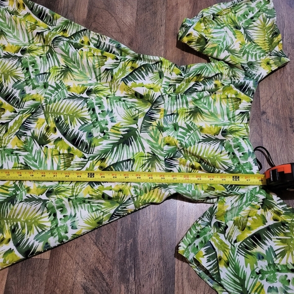 Clover And Sloane Women's Green And White Tropical Off-the-Shoulder Dress XS - Picture 5 of 11